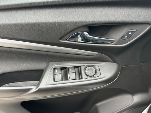 Used 2023 Chevrolet Bolt EUV LT image 12