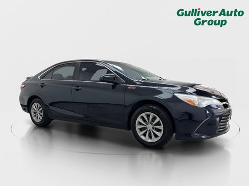 Used 2017 Toyota Camry LE FWD image 12