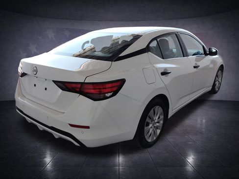 Used 2024 Nissan Sentra S FWD image 5