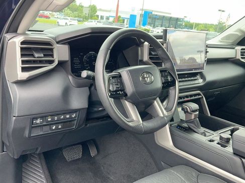 Used 2024 Toyota Tundra Limited AWD/4WD image 16