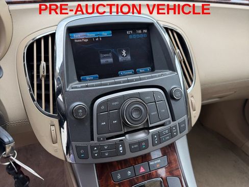 Used 2012 Buick LaCrosse Convenience FWD image 18