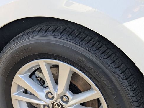 Used 2025 Toyota Camry LE image 29