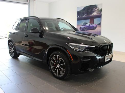 Used 2023 BMW X5 M50i AWD/4WD image 2