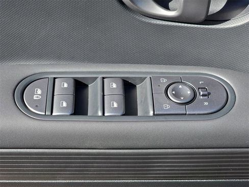 New 2026 Hyundai Ioniq 5 SE image 26