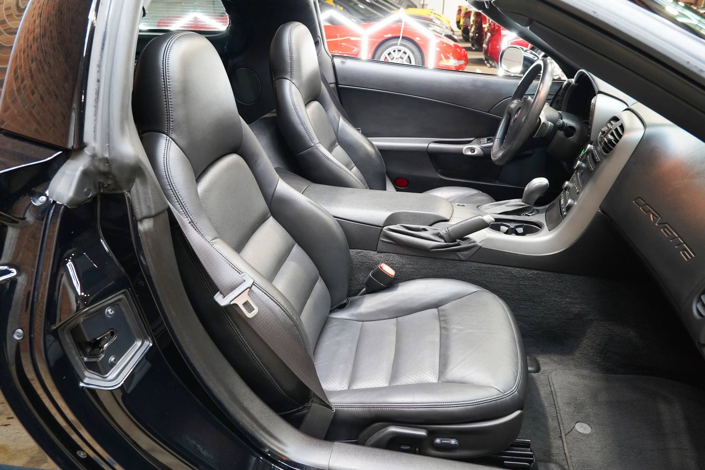 Used 2007 Chevrolet Corvette Coupe w/ Preferred Equipment Group RWD image 49