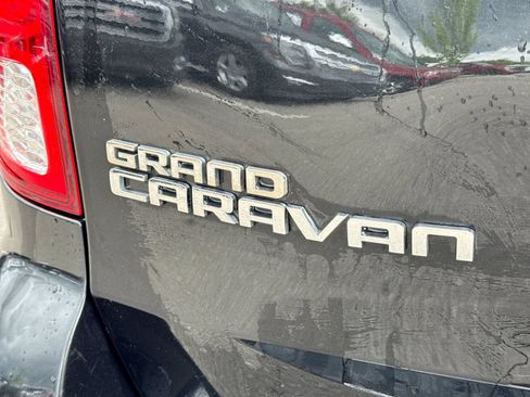 Used 2019 Dodge Grand Caravan GT FWD image 13