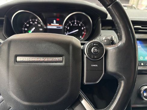 Used 2018 Land Rover Discovery SE image 72