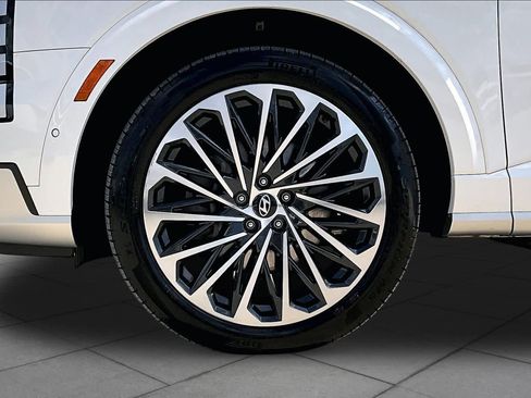 Certified 2026 Hyundai Palisade Calligraphy AWD/4WD image 11