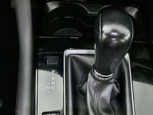 Used 2024 MAZDA MAZDA3 s FWD image 25