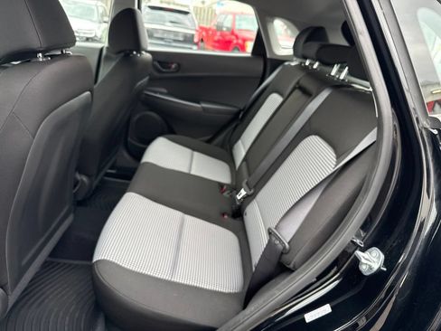 Used 2023 Hyundai Kona SE AWD/4WD image 28