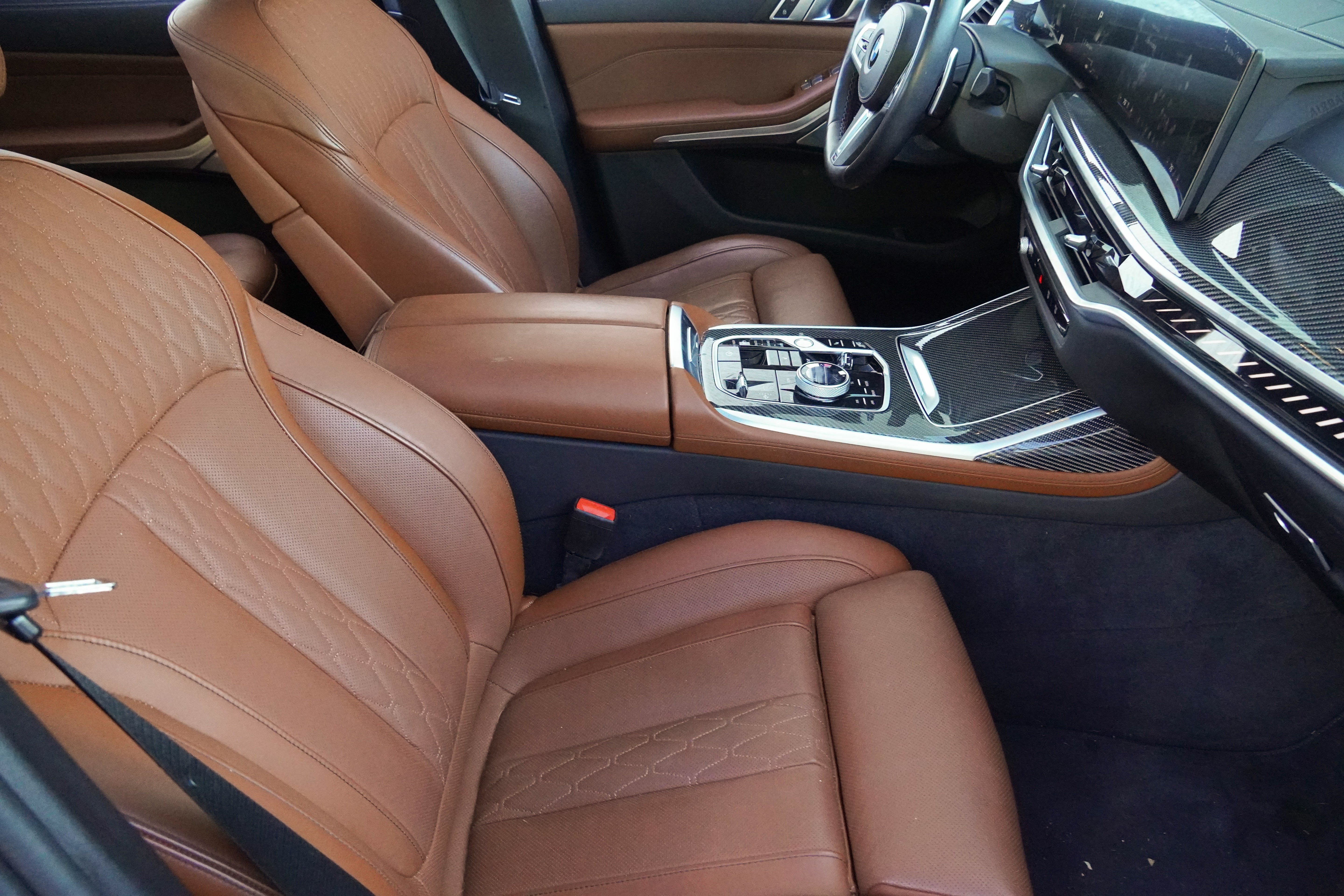 Certified 2024 BMW X7 M60i w/ Executive Package AWD/4WD image 9