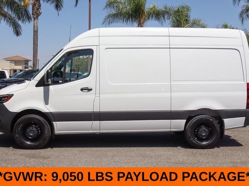 Used 2024 Mercedes-Benz Sprinter 2500 image 5