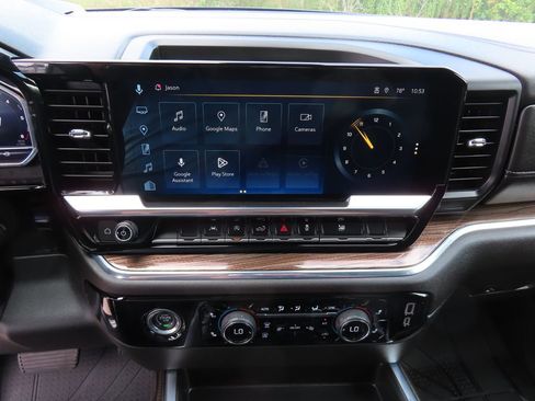Used 2024 Chevrolet Silverado 1500 RST w/ LPO, Liner Protection Package AWD/4WD image 23