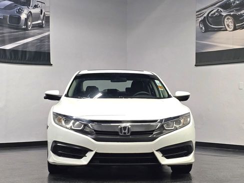 Used 2017 Honda Civic EX image 3