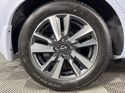 New 2025 Nissan Versa SV w/ Trunk Package image 15