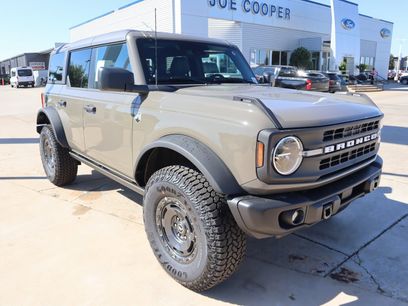 New 2025 Ford Bronco Big Bend w/ Black Diamond Package