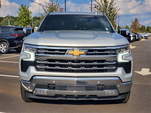 Used 2022 Chevrolet Silverado 1500 LTZ w/ LTZ Premium Package image 2