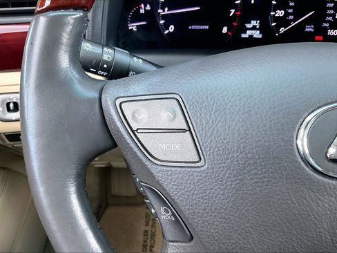 Used 2007 Lexus LS 460 L image 10