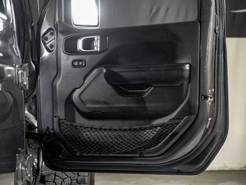 Used 2020 Jeep Gladiator Sport w/ Quick Order Package 24S image 34