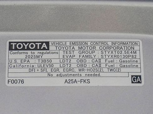 Certified 2025 Toyota RAV4 XLE Premium AWD/4WD image 31