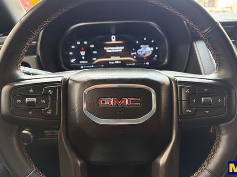 Certified 2024 GMC Yukon XL AT4 w/ AT4 Premium Plus Package AWD/4WD image 30