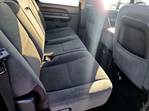 Used 2008 Chevrolet Silverado 2500 LT w/ 1LT Convenience Package image 13