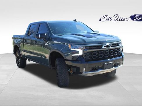 Used 2026 Chevrolet Silverado 1500 ZR2 w/ Dark Appearance Package image 3