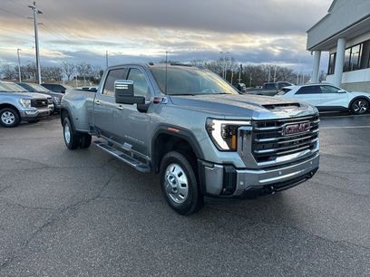 Used 2025 GMC Sierra 3500 SLT w/ SLT Premium Package