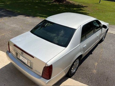 Used 2000 Cadillac De Ville w/ Comfort/Convenience Pkg FWD image 5