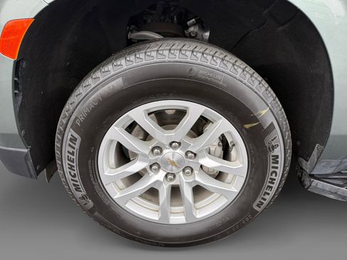 Used 2024 Chevrolet Tahoe LT image 9