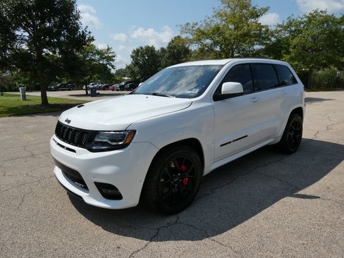 Used 2018 Jeep Grand Cherokee SRT w/ Trailer Tow Group IV AWD/4WD image 1