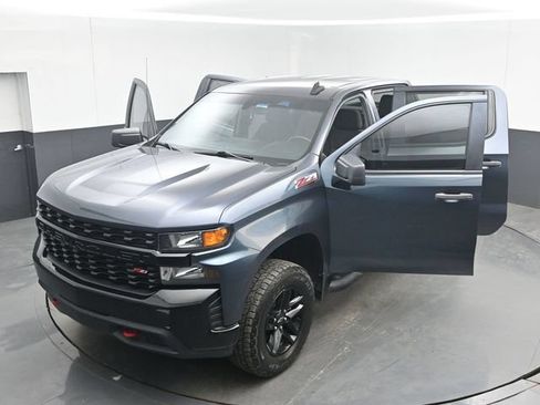 Used 2021 Chevrolet Silverado 1500 Custom Trail Boss w/ LPO, Dark Essentials Package AWD/4WD image 44