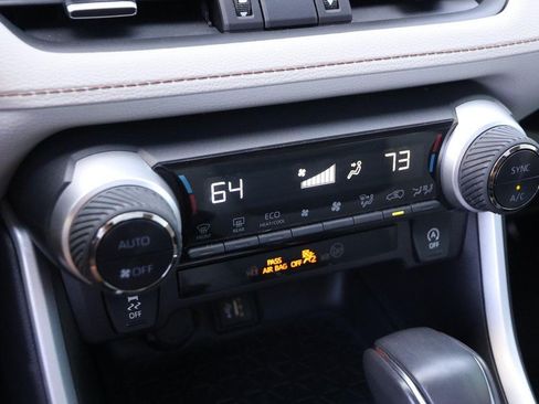 Used 2024 Toyota RAV4 XLE Premium FWD image 19