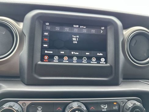 Used 2020 Jeep Wrangler Unlimited Sport S AWD/4WD image 16
