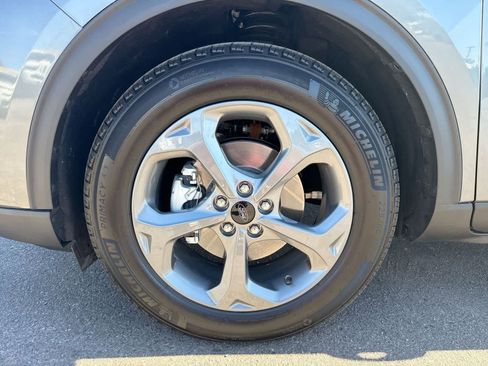 Used 2025 Ford Escape ST-Line image 10