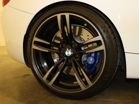 Used 2017 BMW M2 RWD image 16