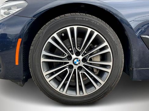 Used 2020 BMW 530i xDrive w/ Convenience Package image 34