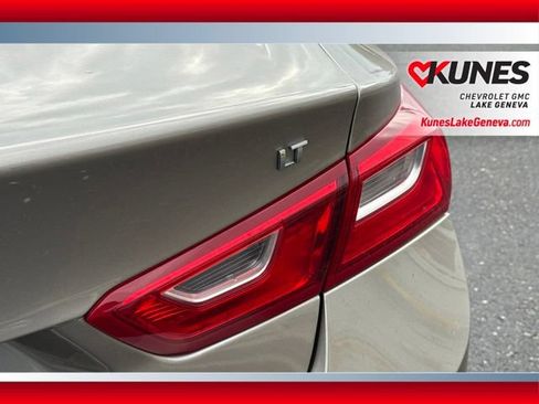 Used 2025 Chevrolet Malibu LT FWD image 8