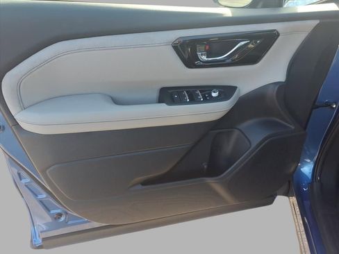 New 2026 Subaru Forester Limited image 16