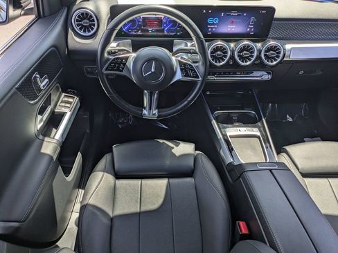 Used 2024 Mercedes-Benz EQB 250+ image 12