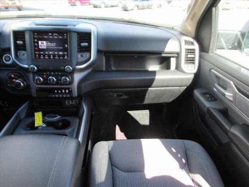 Used 2020 RAM 1500 Big Horn image 16
