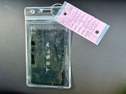 Used 2023 Tesla Model 3 Standard Range image 37