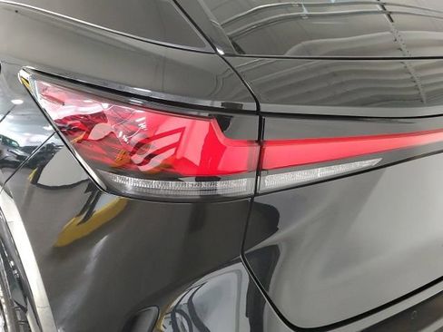 Used 2025 Lexus RX 350 Premium w/ Accessory Package AWD/4WD image 31