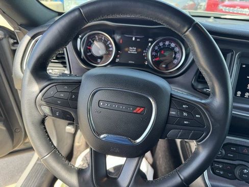 Certified 2018 Dodge Challenger SXT image 17