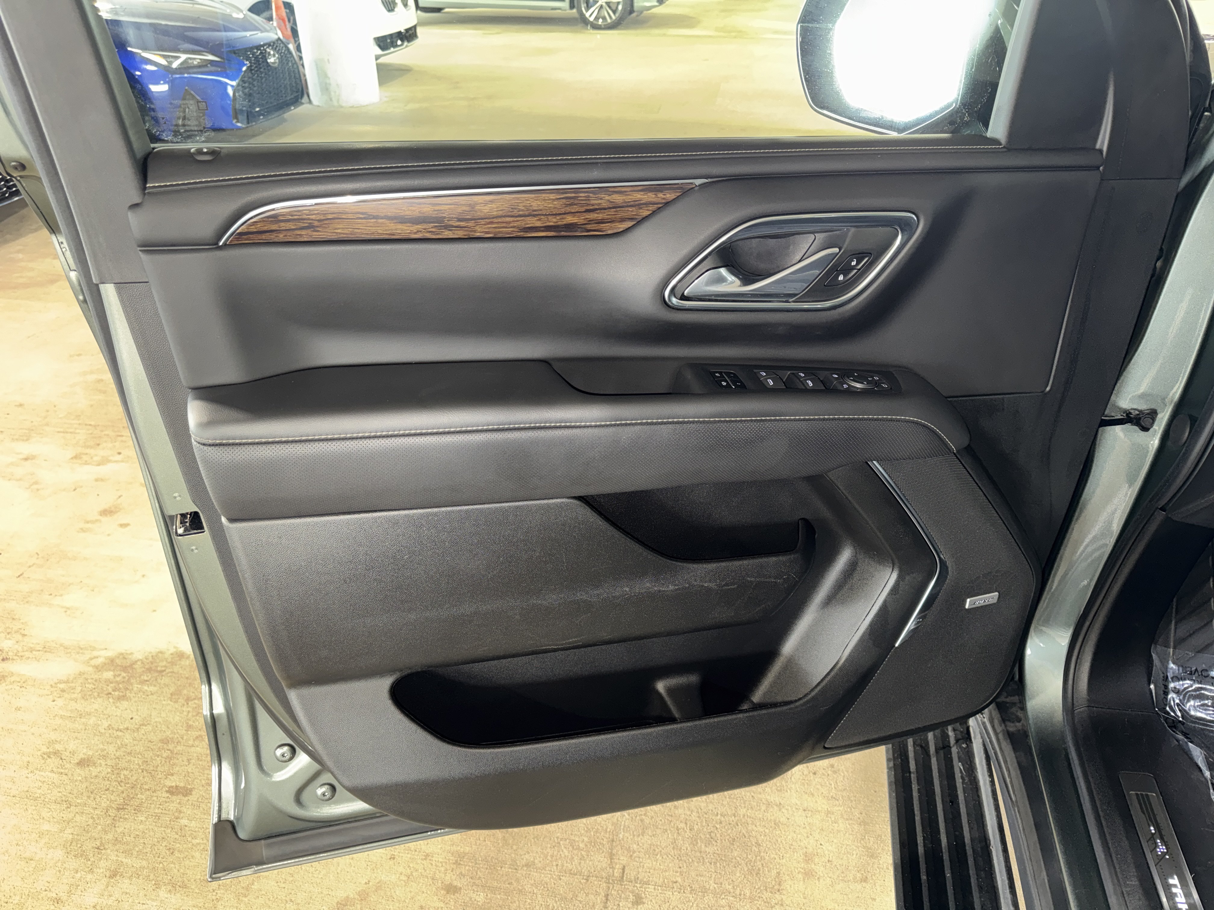 Used 2023 Chevrolet Tahoe Premier RWD image 18