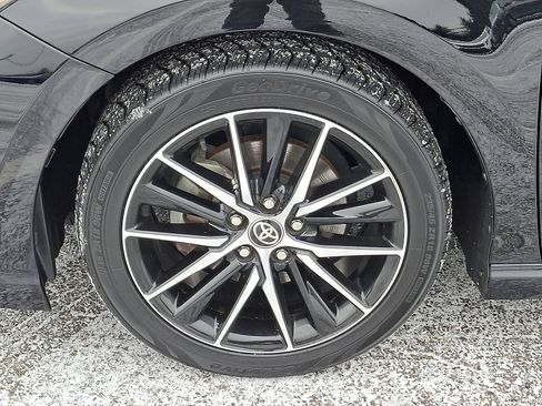 Certified 2021 Toyota Camry SE w/ Blackout Package (TMS) image 9