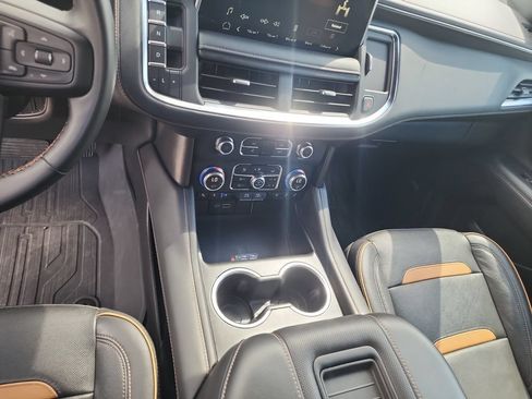 Used 2023 GMC Yukon AT4 AWD/4WD image 22