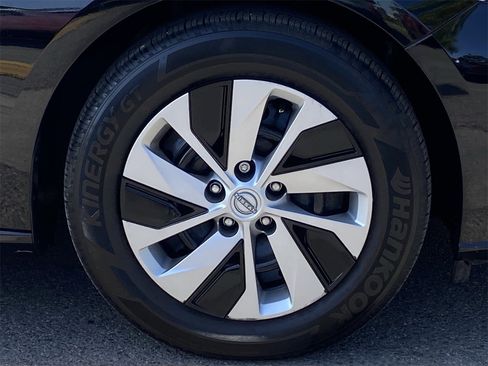 Certified 2025 Nissan Altima 2.5 S image 7