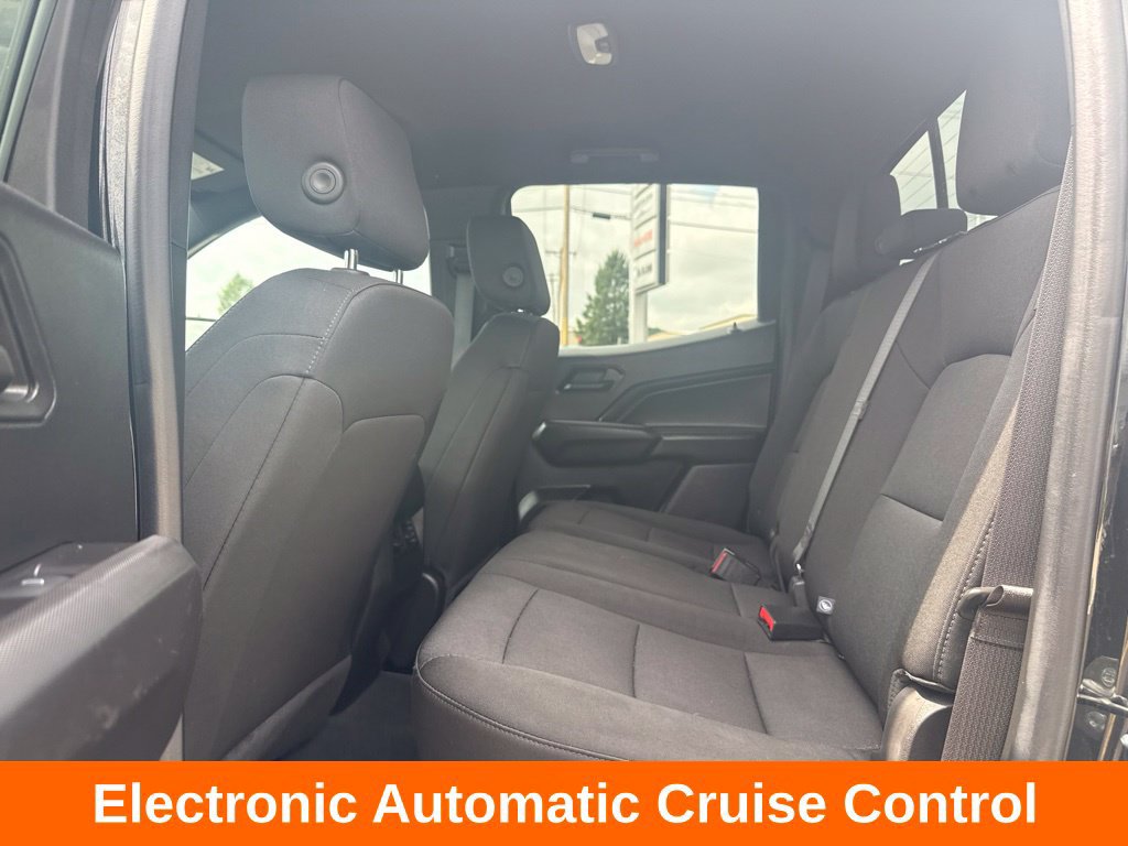 Used 2024 Chevrolet Colorado Trail Boss w/ Technology Package AWD/4WD image 18