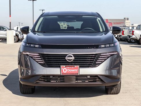 Used 2025 Nissan Murano SV AWD/4WD image 2